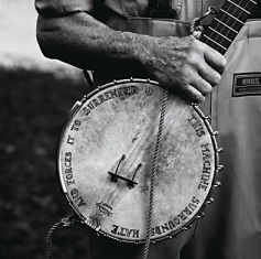 Credit: Annie Leibovitz. Pete Seeger, Clearwater Revival, Croton-on-Hudson, NY, 2001